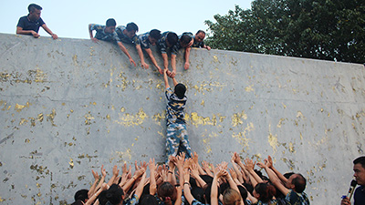 廣州林森環(huán)境-員工攀登活動(dòng)